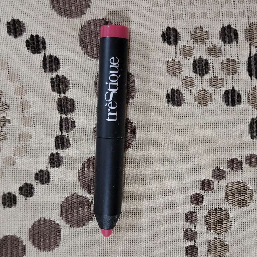Trestique Mini Matte Lip Crayon in Barcelona Bright Berry